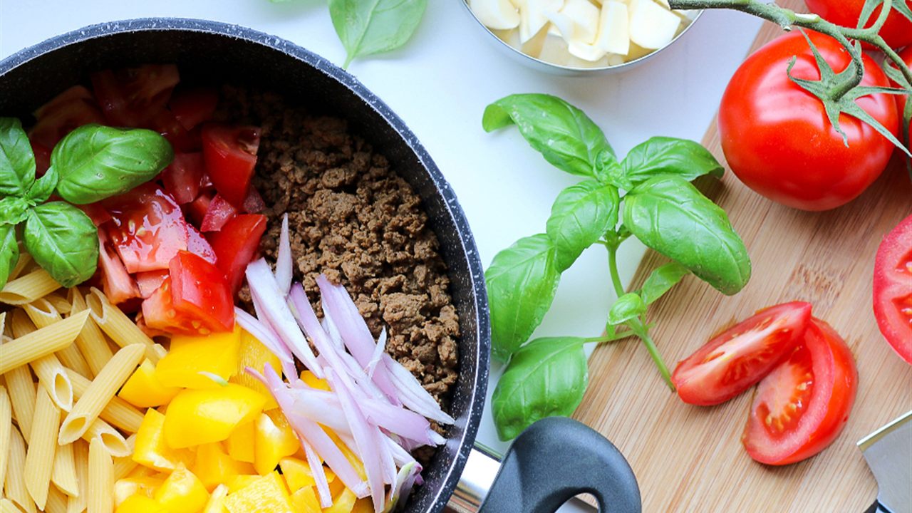 Thực đơn một ngày cho người chạy bộ giảm cân: đủ đạm, nhiều rau, tinh bột vừa phải